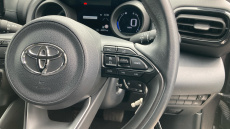 Toyota Yaris 1.5 Hybrid Design 5dr CVT Hybrid Hatchback